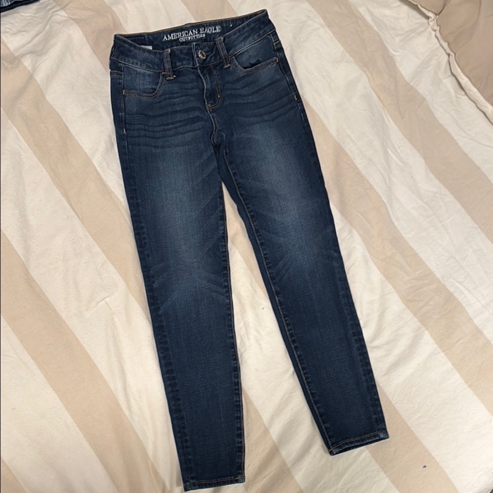 American Eagle Outfitters Blue Skinny Jeans Medium-Dark Wash